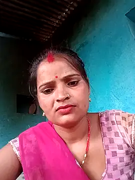 Snapshot of Divya_hot88 chatting on June 6, 2026, 1:05 pm Divya hot88 online show from June 6, 2026, 1:05 pm
