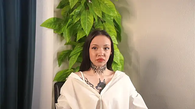 Snapshot of GeralynFreyer chatting on May 30, 2026, 9:15 am GeralynFreyer online show from May 30, 2026, 9:15 am