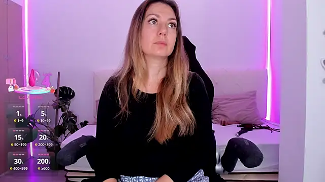 Snapshot of LindaWhite_ chatting on October 24, 2025, 9:52 am LindaWhite online show from October 24, 2025, 9:52 am