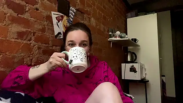 Snapshot of DaliLove chatting on May 30, 2026, 5:40 pm DaliLove online show from May 30, 2026, 5:40 pm