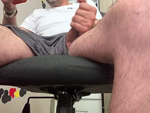 sexwolf16 online show from June 7, 2026, 4:23 pm