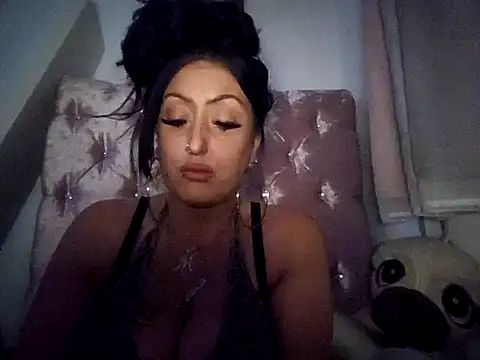 Angeldevlin81 online show from June 17, 2026, 10:19 pm