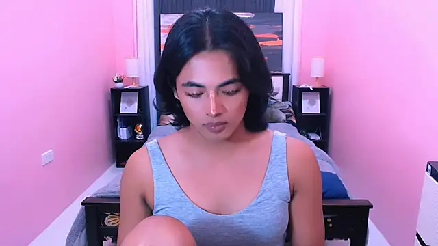 MiamoreAmara69 online show from June 14, 2026, 2:24 am