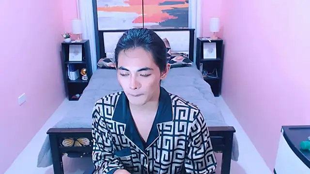 MiamoreAmara69 online show from July 13, 2026, 4:28 pm