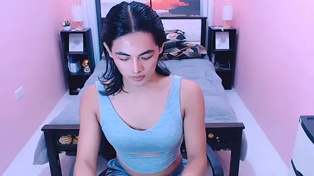 MiamoreAmara69 online show from August 6, 2026, 8:59 pm