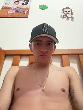 Snapshot of AngelRomero- chatting on May 30, 2026, 7:36 am AngelRomero- online show from May 30, 2026, 7:36 am