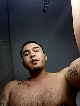 Snapshot of ANDRES_HOT-1996 chatting on January 13, 2025, 10:25 am ANDRES HOT-1996 online show from January 13, 2025, 10:25 am