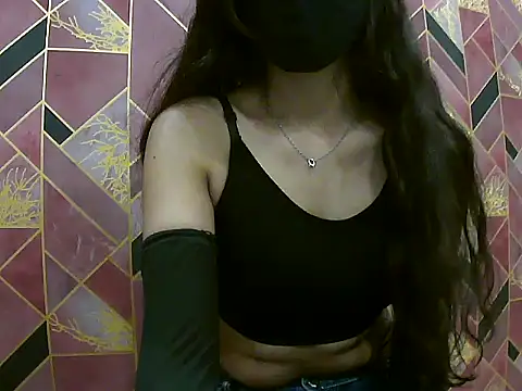 Hot-Roshni online show from June 13, 2026, 12:52 am