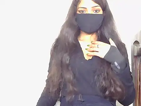 Hot-Roshni online show from July 13, 2026, 7:57 pm