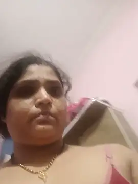 Snapshot of Suhana_sharma89 chatting on June 4, 2026, 6:40 am Suhana sharma89 online show from June 4, 2026, 6:40 am