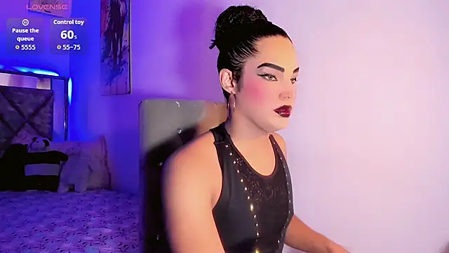 isabellaho1318 online show from June 27, 2026, 11:27 am