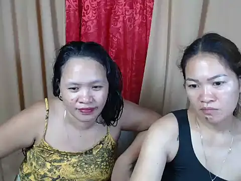 Snapshot of urpretty_hotmama chatting on June 16, 2026, 10:26 am urpretty hotmama online show from June 16, 2026, 10:26 am