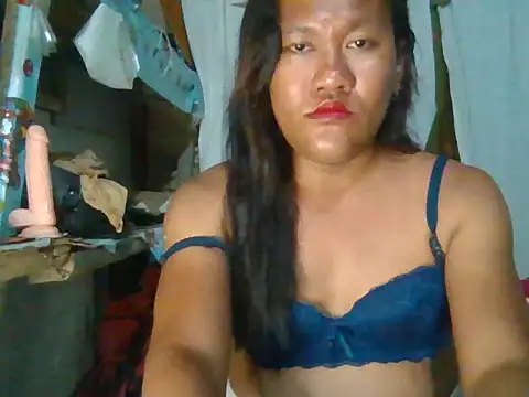 Snapshot of miyalicious chatting on July 9, 2026, 1:54 pm miyalicious online show from July 9, 2026, 1:54 pm