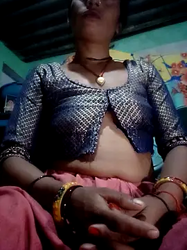 Snapshot of Aarti9080 chatting on July 6, 2026, 5:26 pm Aarti9080 online show from July 6, 2026, 5:26 pm