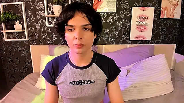 Snapshot of RubyMote chatting on July 26, 2026, 7:54 pm RubyMote online show from July 26, 2026, 7:54 pm