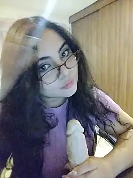 Roxxy Sade online show from July 1, 2026, 12:33 am