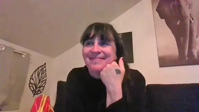 Snapshot of sexujuly88 chatting on May 14, 2026, 9:23 pm sexujuly88 online show from May 14, 2026, 9:23 pm