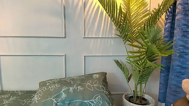 Eman Wave online show from July 16, 2026, 7:44 pm