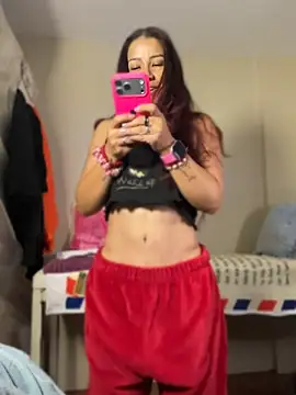 Snapshot of ArielFerrara chatting on July 26, 2026, 8:43 am ArielFerrara online show from July 26, 2026, 8:43 am