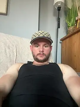 Snapshot of Ronnie153 chatting on July 21, 2026, 6:53 pm Ronnie153 online show from July 21, 2026, 6:53 pm