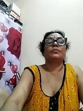 chatterjeesayani567 online show from July 28, 2026, 4:39 pm