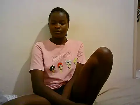 BerryJulie online show from July 6, 2026, 6:31 am
