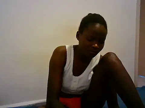 BerryJulie online show from June 15, 2026, 9:31 am