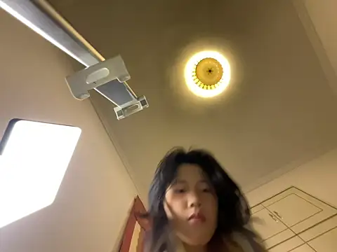 YoYo 2834 online show from June 21, 2026, 12:33 pm