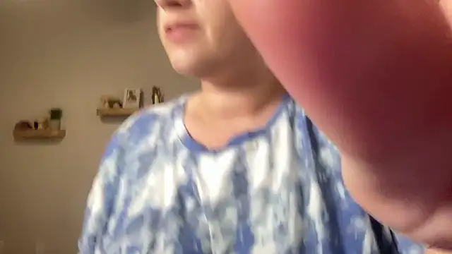 Snapshot of maddiliz chatting on October 15, 2025, 6:44 am maddiliz online show from October 15, 2025, 6:44 am