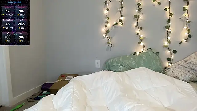 Snapshot of maddiliz chatting on November 30, 2025, 2:01 am maddiliz online show from November 30, 2025, 2:01 am