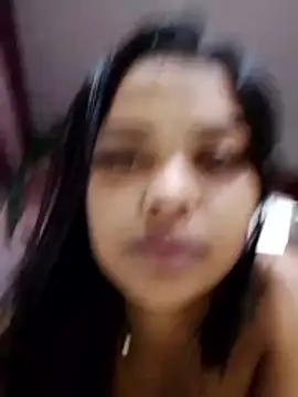 Snapshot of Silmara21 chatting on June 7, 2026, 10:59 pm Silmara21 online show from June 7, 2026, 10:59 pm