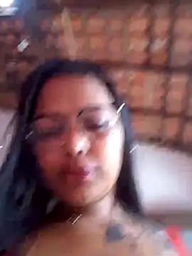 Snapshot of Silmara21 chatting on June 18, 2026, 5:40 pm Silmara21 online show from June 18, 2026, 5:40 pm