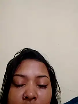 Snapshot of Silmara21 chatting on July 29, 2026, 5:12 pm Silmara21 online show from July 29, 2026, 5:12 pm