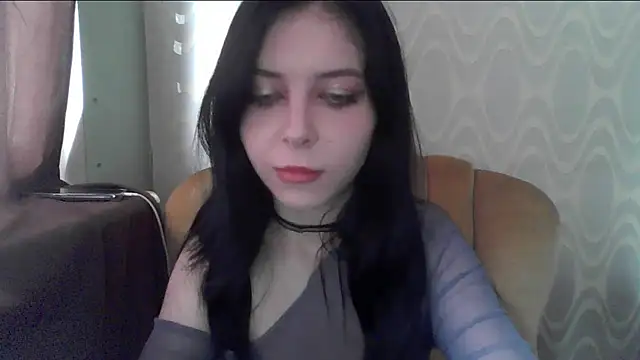 Snapshot of RileyTight chatting on June 11, 2026, 8:33 am RileyTight online show from June 11, 2026, 8:33 am