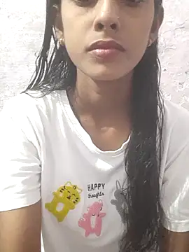 Snapshot of Saloni-Tyagi chatting on June 19, 2026, 5:19 pm Saloni-Tyagi online show from June 19, 2026, 5:19 pm