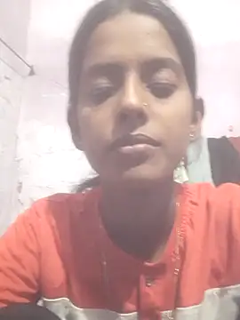 Snapshot of Saloni-Tyagi chatting on August 6, 2026, 3:29 pm Saloni-Tyagi online show from August 6, 2026, 3:29 pm