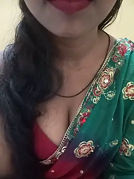 Sexy-Zeenat online show from June 15, 2026, 5:07 am
