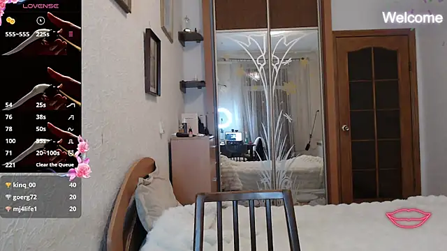 Snapshot of Yevgeshka-Milashka chatting on March 2, 2026, 6:04 pm Yevgeshka-Milashka online show from March 2, 2026, 6:04 pm