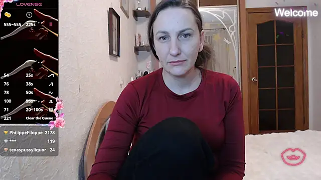 Snapshot of Yevgeshka-Milashka chatting on February 27, 2026, 6:52 pm Yevgeshka-Milashka online show from February 27, 2026, 6:52 pm
