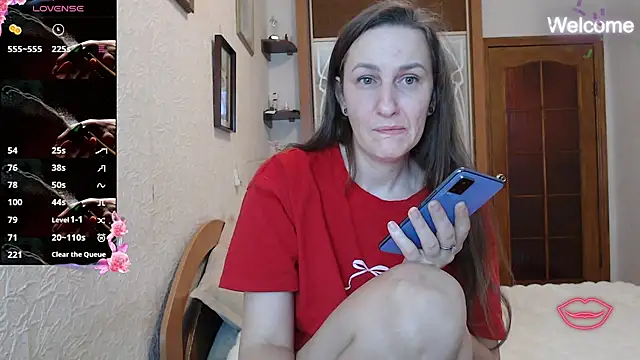 Snapshot of Yevgeshka-Milashka chatting on March 5, 2026, 4:20 am Yevgeshka-Milashka online show from March 5, 2026, 4:20 am