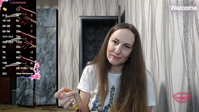 Snapshot of Yevgeshka-Milashka chatting on October 20, 2025, 6:08 pm Yevgeshka-Milashka online show from October 20, 2025, 6:08 pm