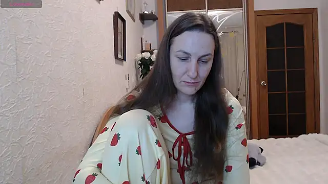 Snapshot of Yevgeshka-Milashka chatting on March 11, 2026, 4:12 pm Yevgeshka-Milashka online show from March 11, 2026, 4:12 pm