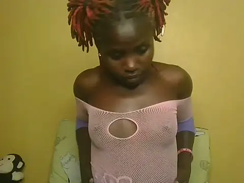 Suzzy Baibe online show from August 2, 2026, 3:53 pm