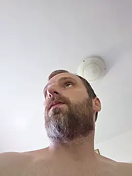 MrHot20cm online show from June 28, 2026, 11:05 am