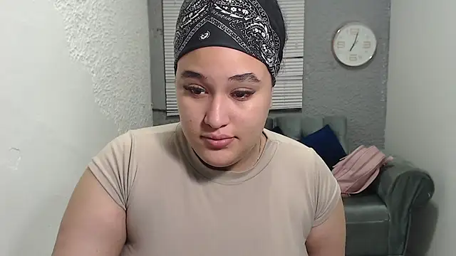 Snapshot of leilasosexy chatting on June 11, 2026, 12:24 pm leilasosexy online show from June 11, 2026, 12:24 pm