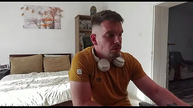 MidnightGaming online show from June 8, 2026, 3:56 pm