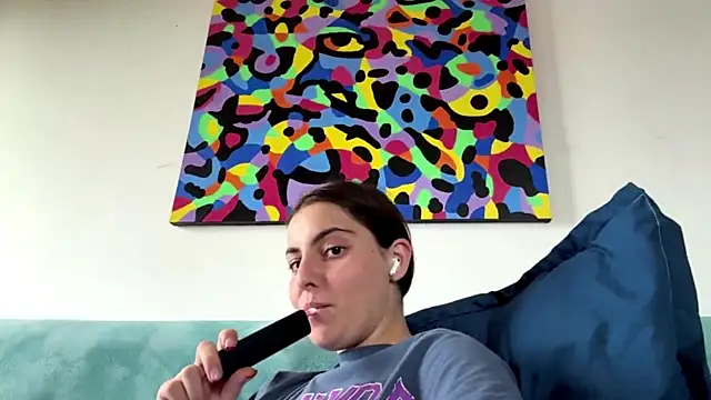 Snapshot of MarisaKomar chatting on June 23, 2026, 11:52 am MarisaKomar online show from June 23, 2026, 11:52 am
