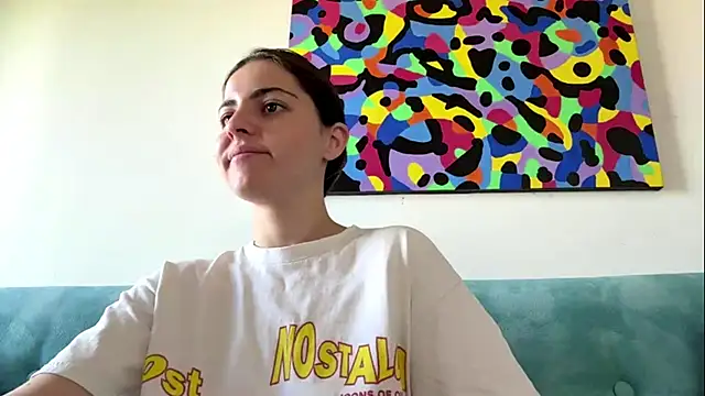 Snapshot of MarisaKomar chatting on June 16, 2026, 7:08 am MarisaKomar online show from June 16, 2026, 7:08 am