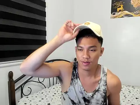 urfucker vinz online show from July 12, 2026, 2:51 pm