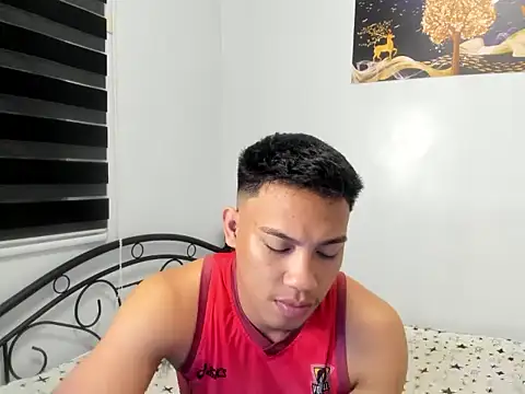 urfucker vinz online show from July 25, 2026, 12:44 pm